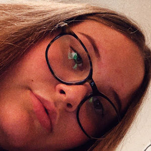 Meet your Posher, Mia